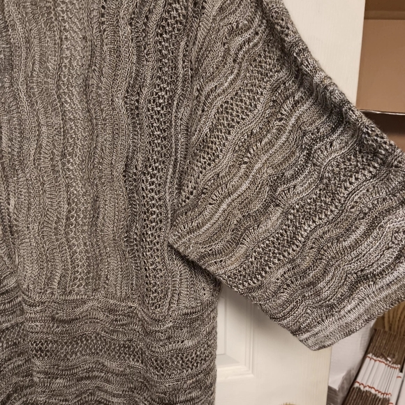 Basic Edition Sweater Cover Up 3/4 length sleeves - Picture 5 of 5